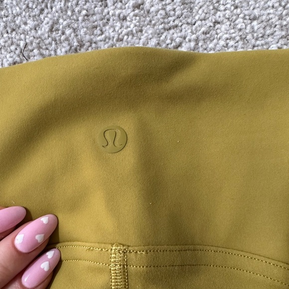 Lulul lemon Instill high rise tight 25” never worn - Picture 3 of 3